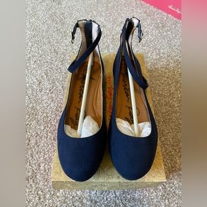Navy Suede Flats with Ankle Strap Size 8.5!